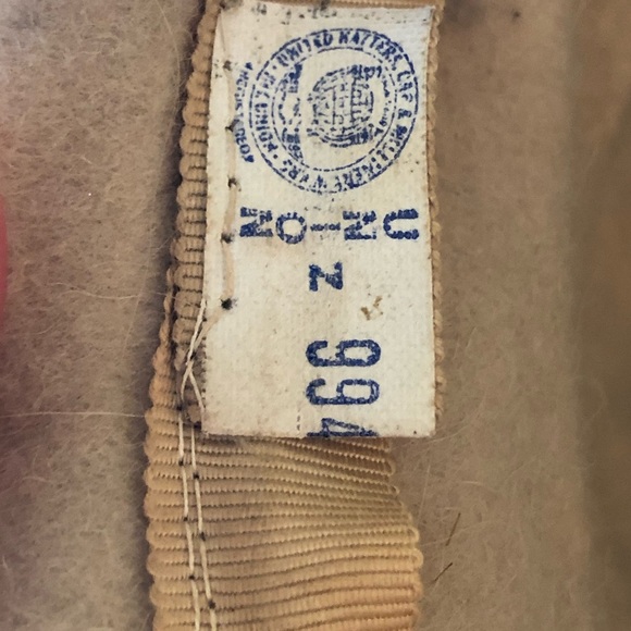 Vintage Mahara Mohair Pillow Box Hat - Picture 3 of 5